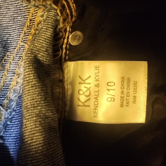Kendal & Kylie Kouture High Rise Staraight Jeans Size 9/10 NWT - Picture 5 of 7